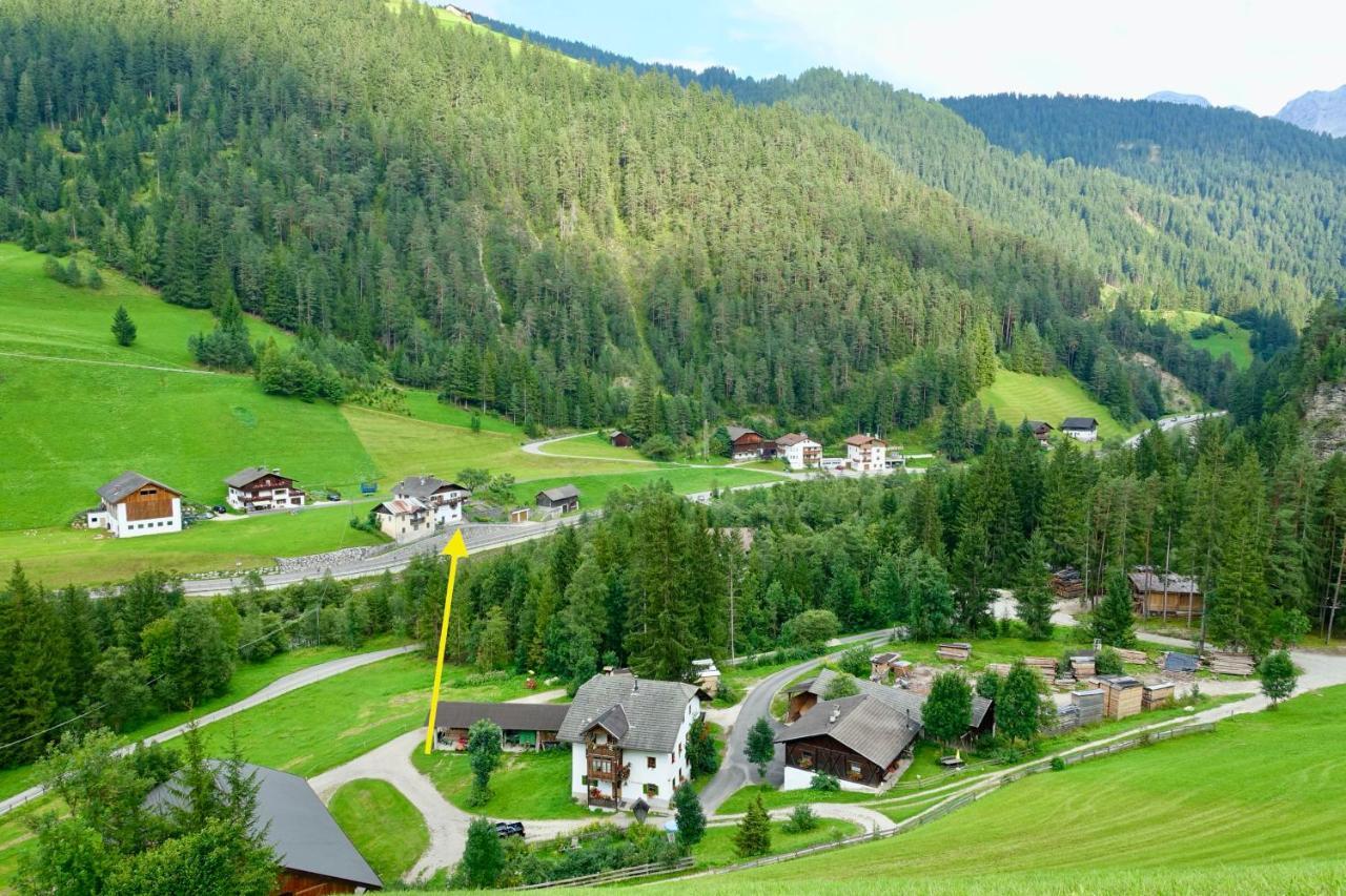 Ciasa Preroman Mansarde Apartamento San Martino in Badia Exterior foto