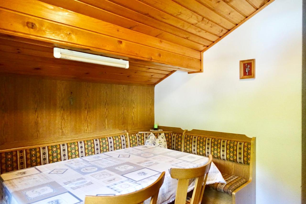 Ciasa Preroman Mansarde Apartamento San Martino in Badia Exterior foto